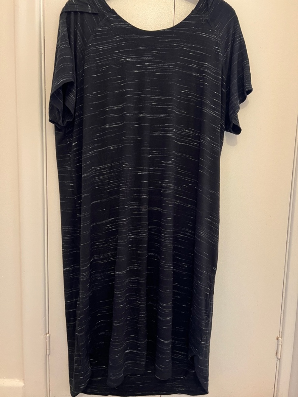 Black Heather Short-Sleeve Shirt with Hood